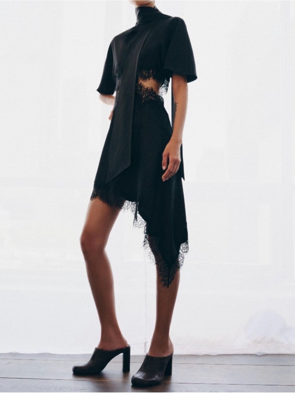 Zara NWT satin lace dress in black